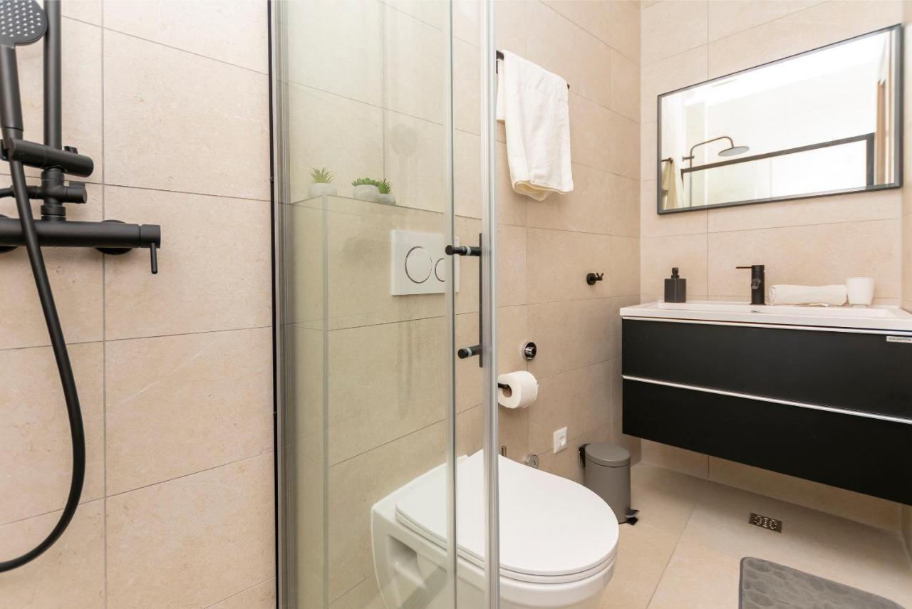 Apartments Beach Dream Мимице Екстериор снимка