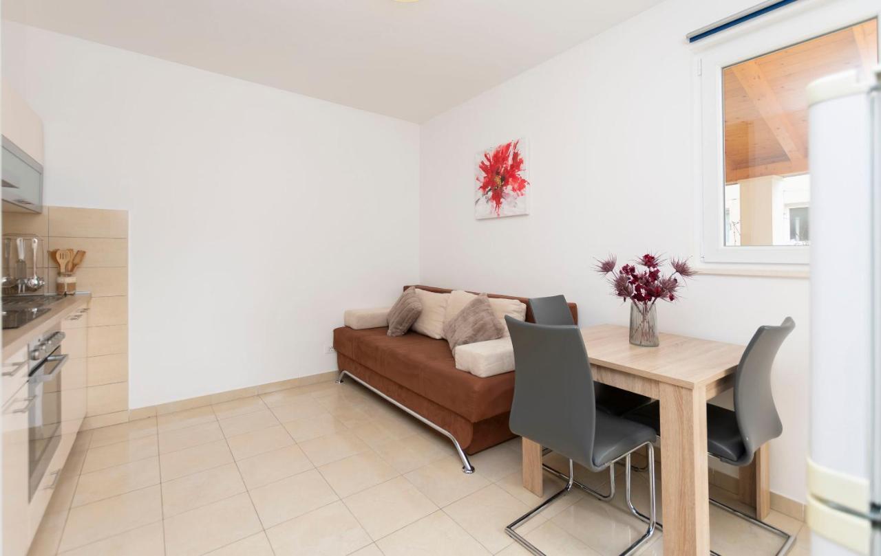 Apartments Beach Dream Мимице Екстериор снимка