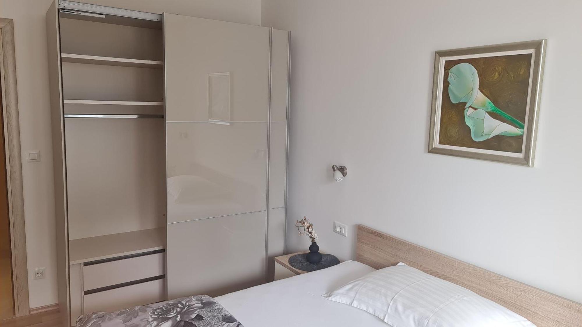 Apartments Beach Dream Мимице Екстериор снимка